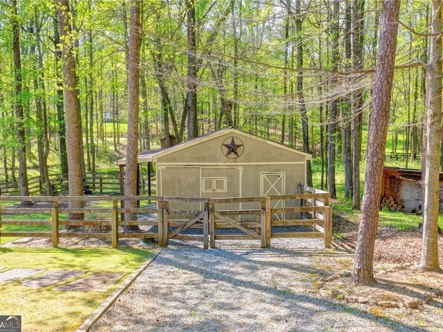 Property Image 101
