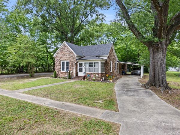 405 NE 3rd Street, Atkins, AR 72823