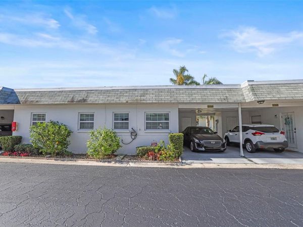 7743 39TH TERRACE N, ST PETERSBURG, FL 33709
