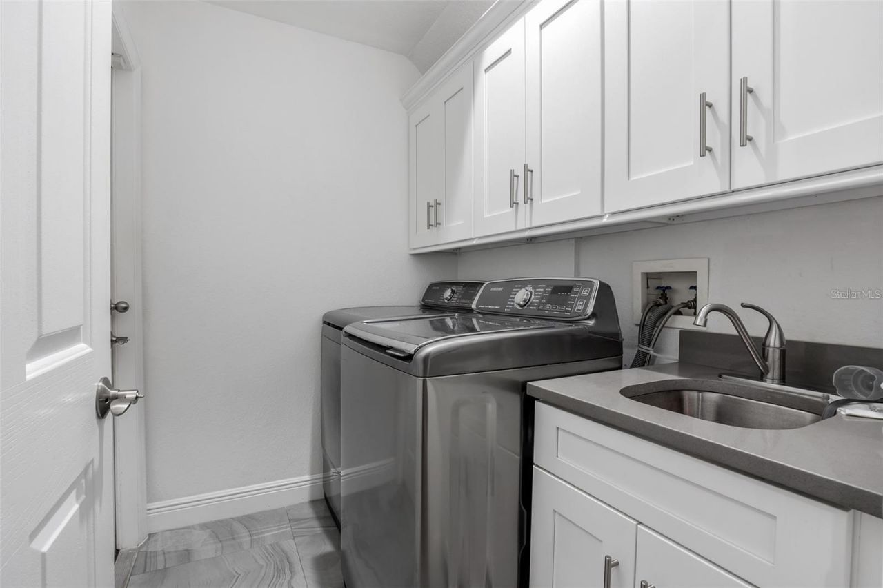8629 Great Cove Drive, Orlando, FL 32819 Photo