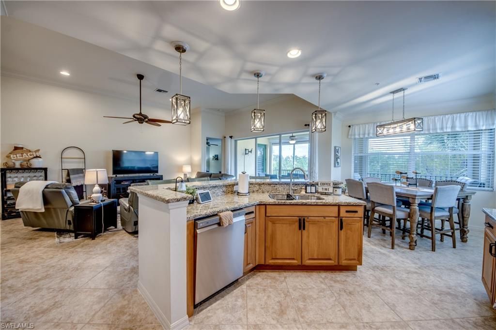 14490 Dolce Vista Rd, Unit 202, Fort Myers, FL 33908 Photo