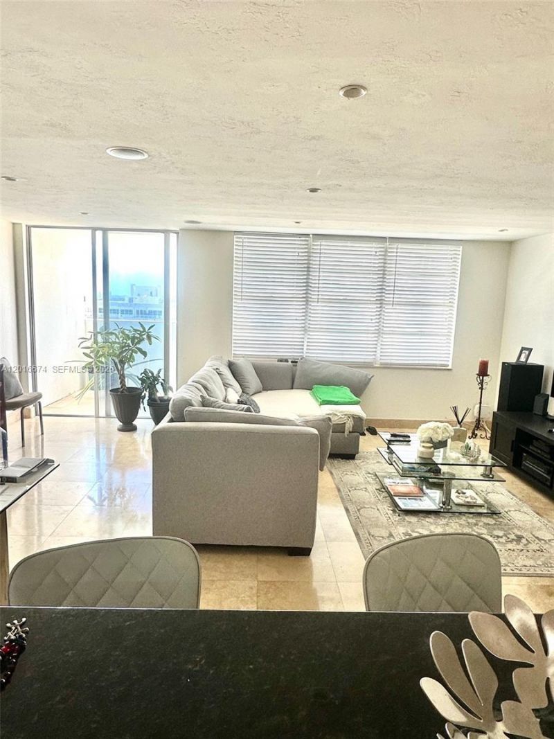 2780 NE 183rd St, Unit PH04, Aventura, FL 33160 Photo