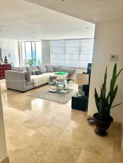2780 NE 183rd St, Unit PH04, Aventura, FL 33160 Photo