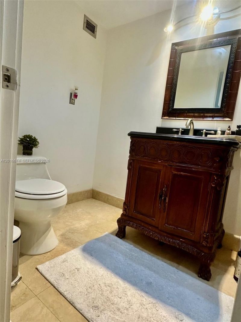 2780 NE 183rd St, Unit PH04, Aventura, FL 33160 Photo