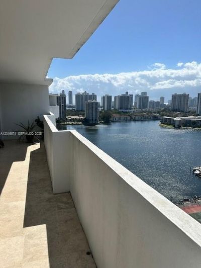 2780 NE 183rd St, Unit PH04, Aventura, FL 33160 Photo