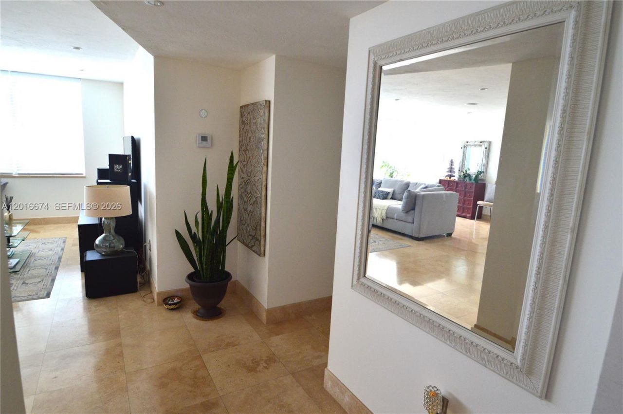 2780 NE 183rd St , Unit PH04, Aventura, FL 33160 Photo