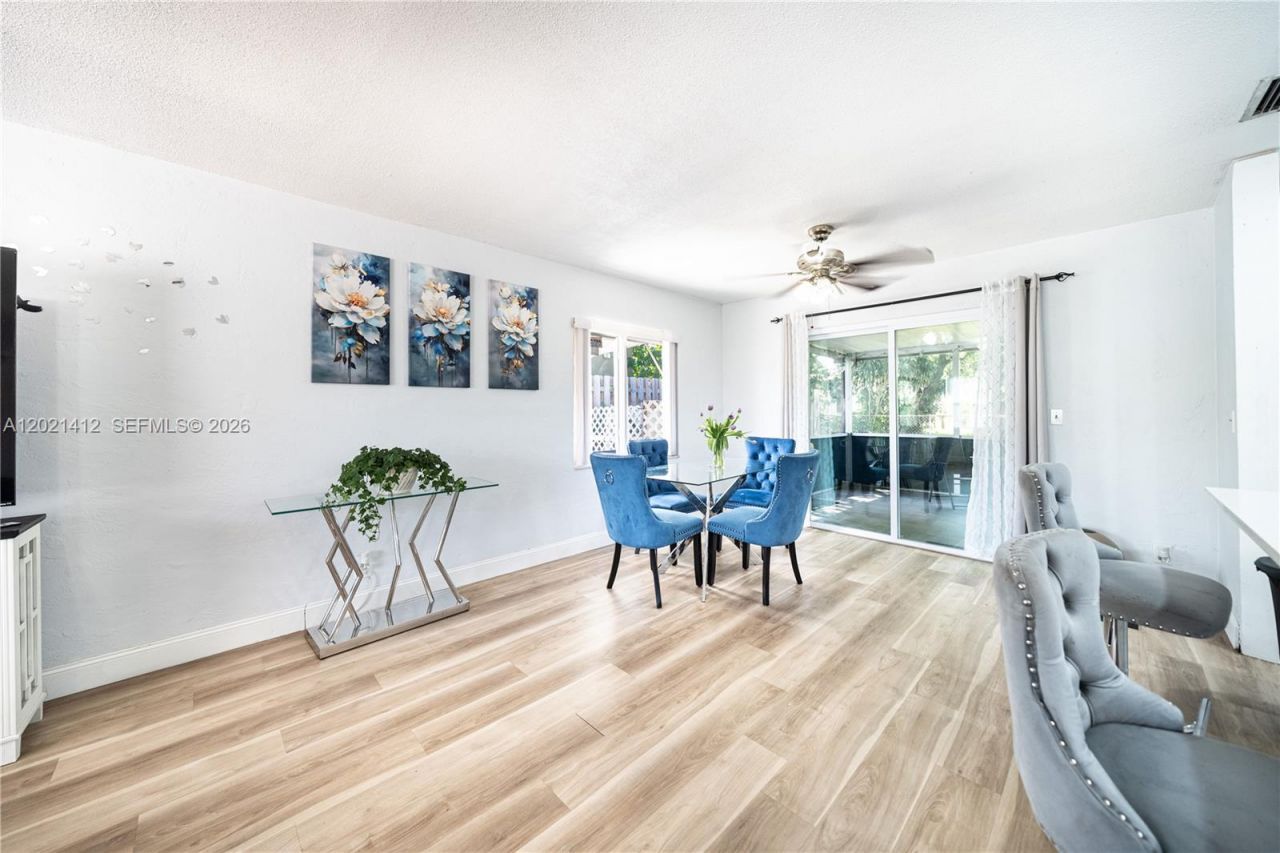 4360 NW 32nd Ct , Lauderdale Lakes, FL 33319 Photo