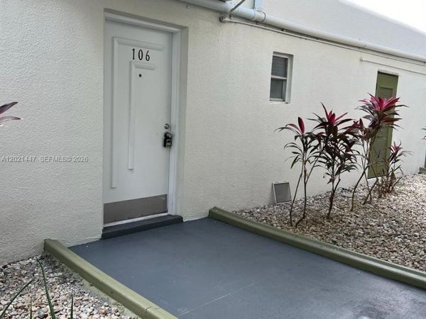 4235 N University Dr , Unit 106, Sunrise, FL 33351