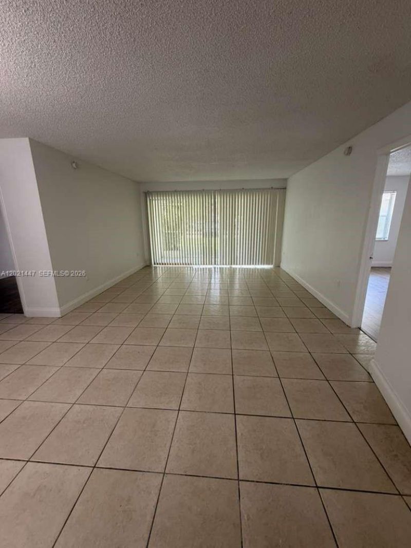 4235 N University Dr , Unit 106, Sunrise, FL 33351 Photo