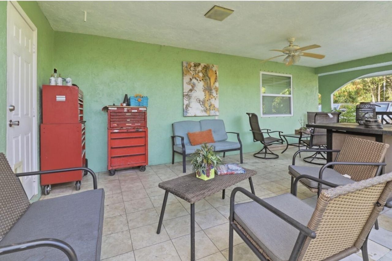 309 Hach Lane, Royal Palm Estates, FL 33415 Photo