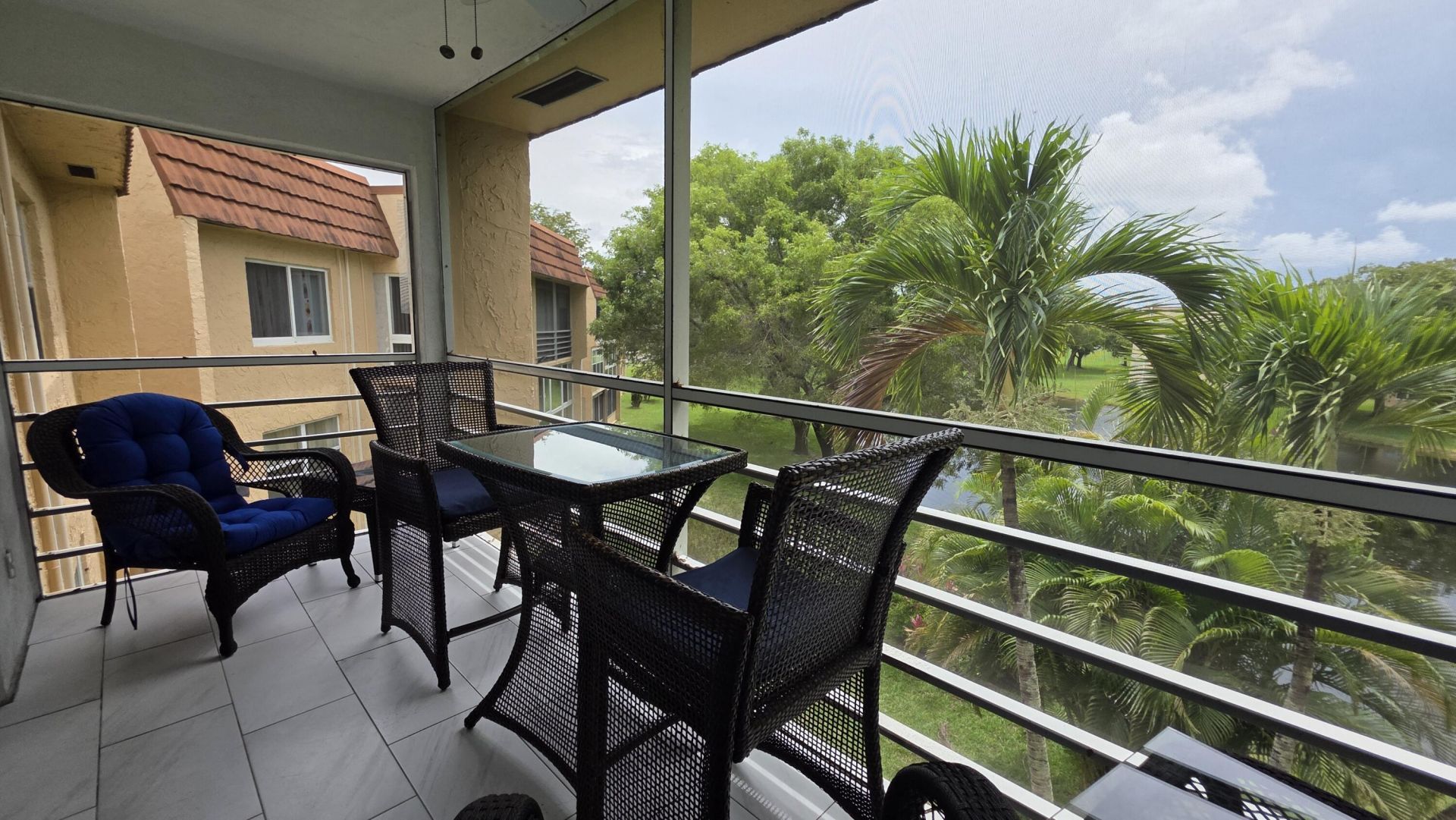 9301 Sunrise Lakes Boulevard, Unit 306, Sunrise, FL 33322 Photo