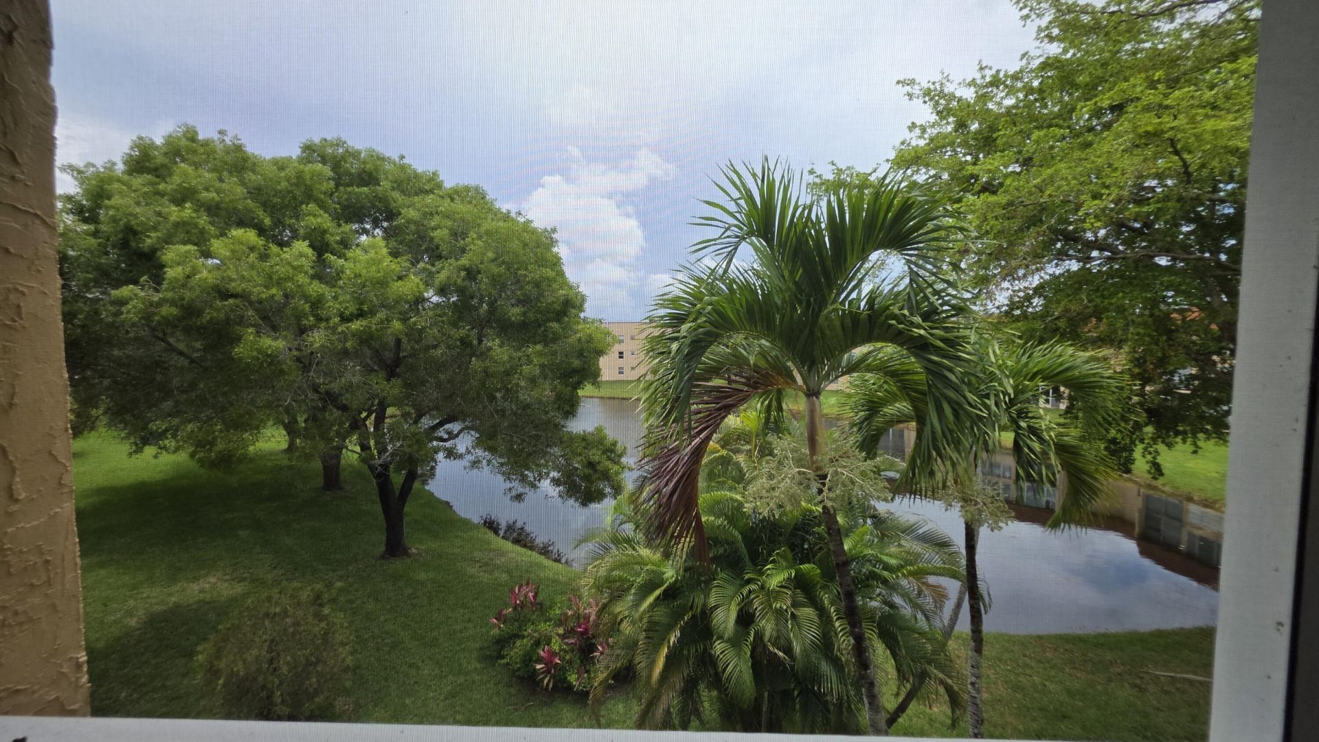 9301 Sunrise Lakes Boulevard, Unit 306, Sunrise, FL 33322 Photo