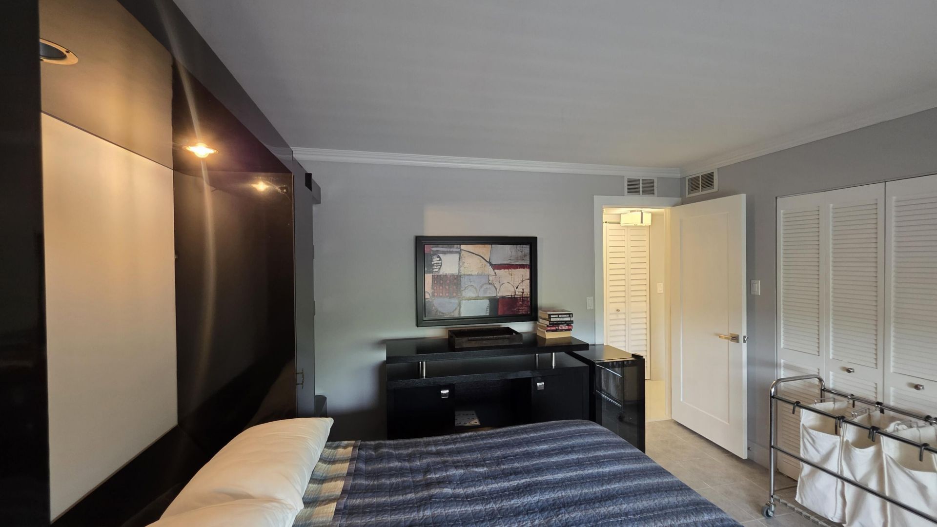 9301 Sunrise Lakes Boulevard, Unit 306, Sunrise, FL 33322 Photo