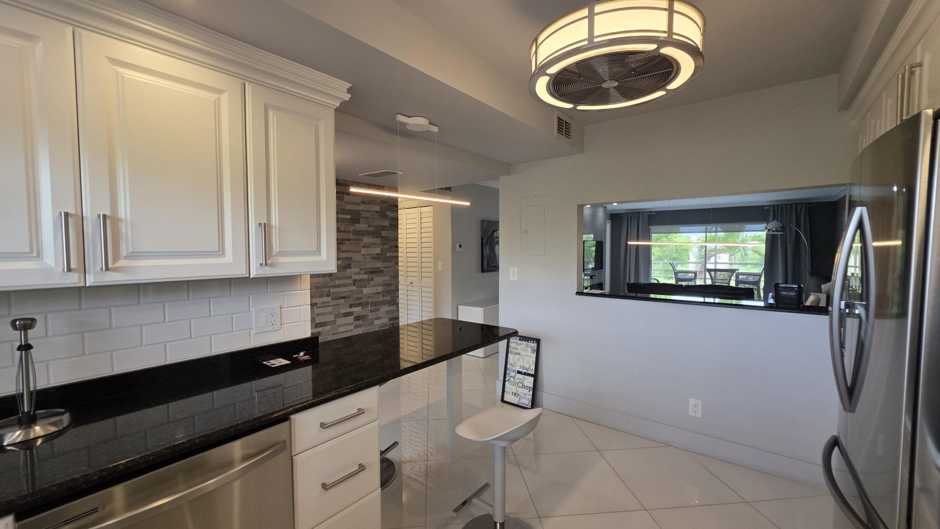 9301 Sunrise Lakes Boulevard, Unit 306, Sunrise, FL 33322 Photo