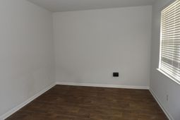 409 Cedarview Road photo 4