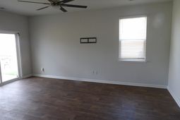 409 Cedarview Road photo 4