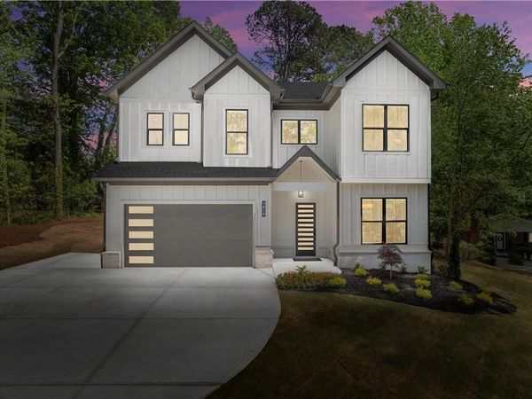 5019 Nichols Drive , Flowery Branch, GA 30542
