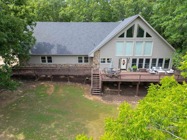 572 Memory Lane, Cabool, AR 72023
