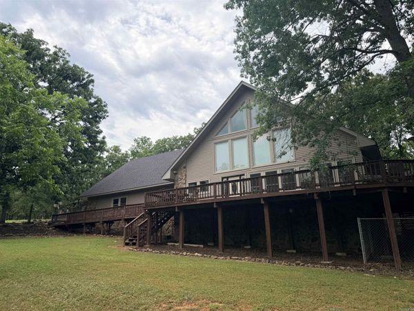 572 Memory Lane, Cabool, AR 72023