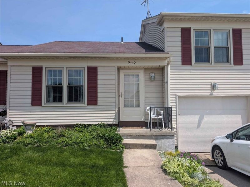 5279 Creekside Boulevard, Unit P-12, Brunswick Hills, OH 44212 Photo 1