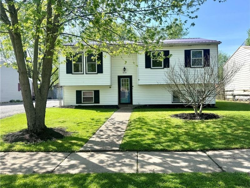 9774 Blanton Drive, Windham, OH 44288 Photo 1