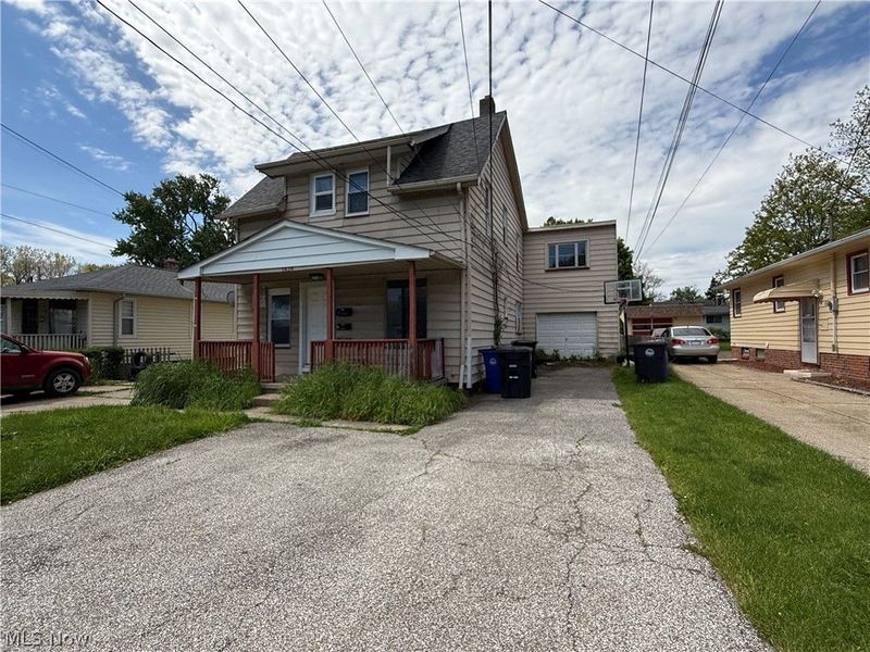 3834 Bosworth Road, Cleveland, OH 44111 Photo 2