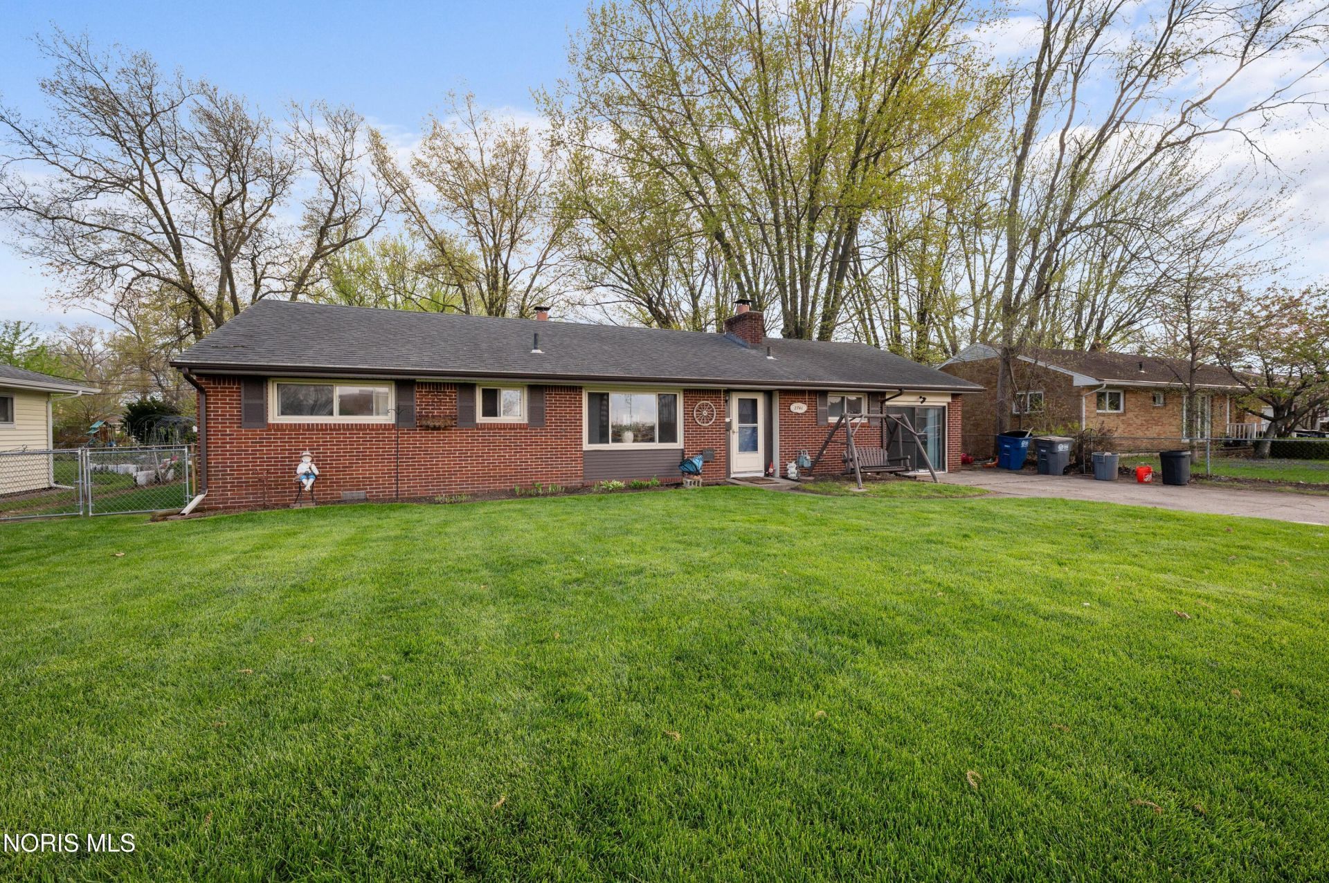 Please Call, Toledo, OH 43613