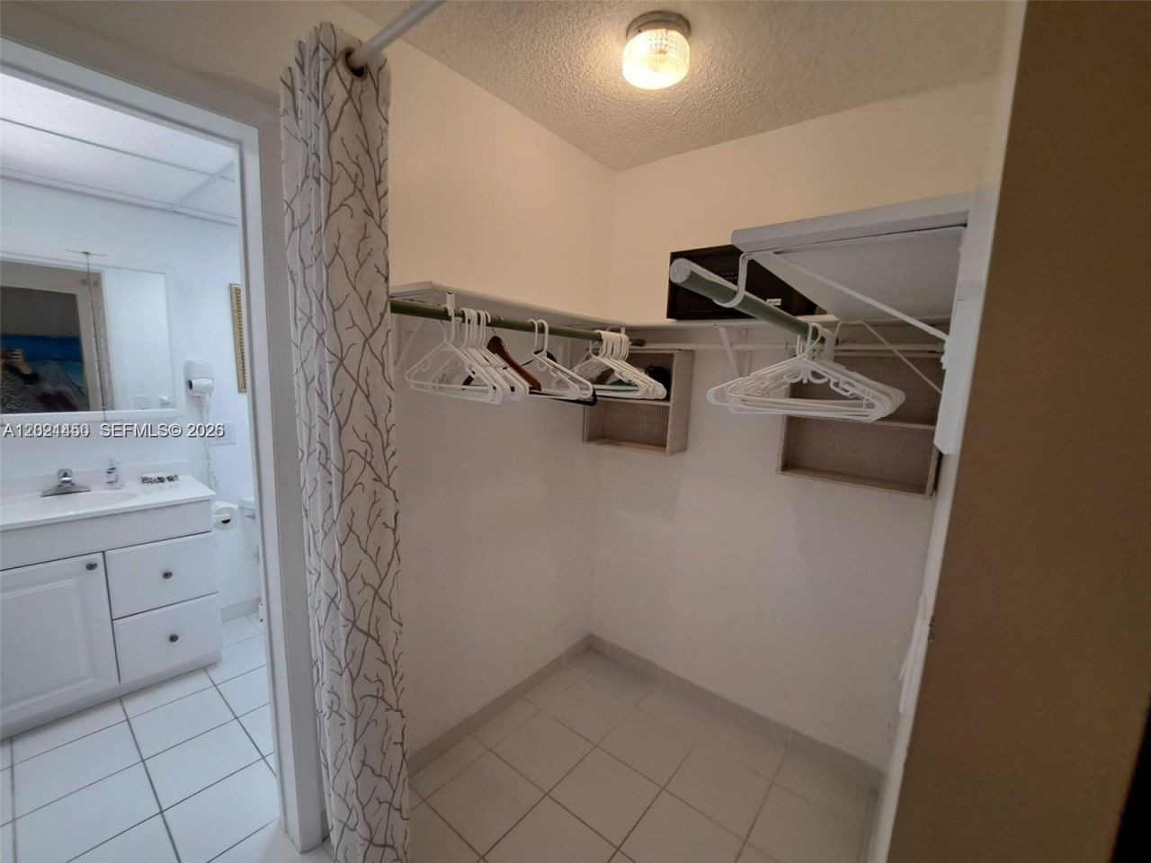 201 178th Dr , Unit 332, Sunny Isles Beach, FL 33160 Photo