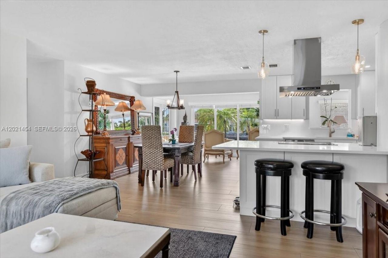 164 NE 30th St, Wilton Manors, FL 33334 Photo