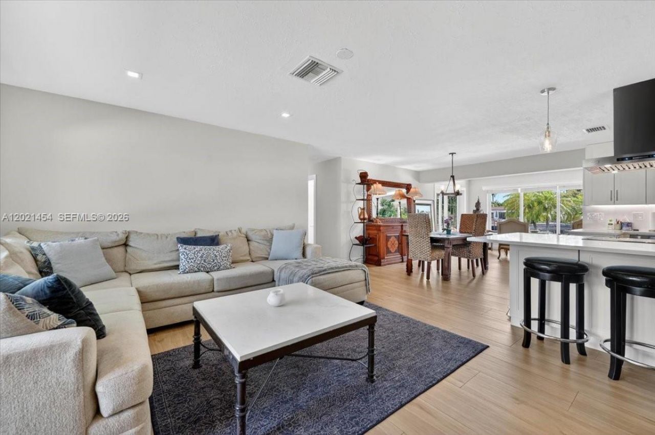164 NE 30th St, Wilton Manors, FL 33334 Photo