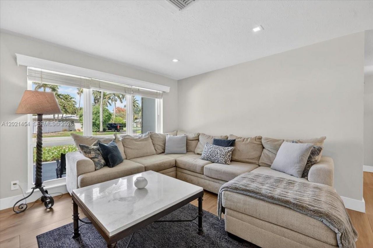 164 NE 30th St, Wilton Manors, FL 33334 Photo
