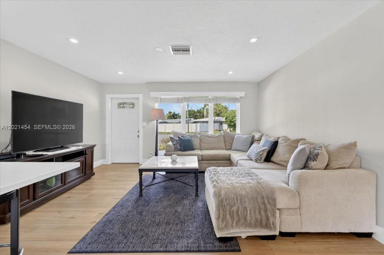 164 NE 30th St, Wilton Manors, FL 33334 Photo