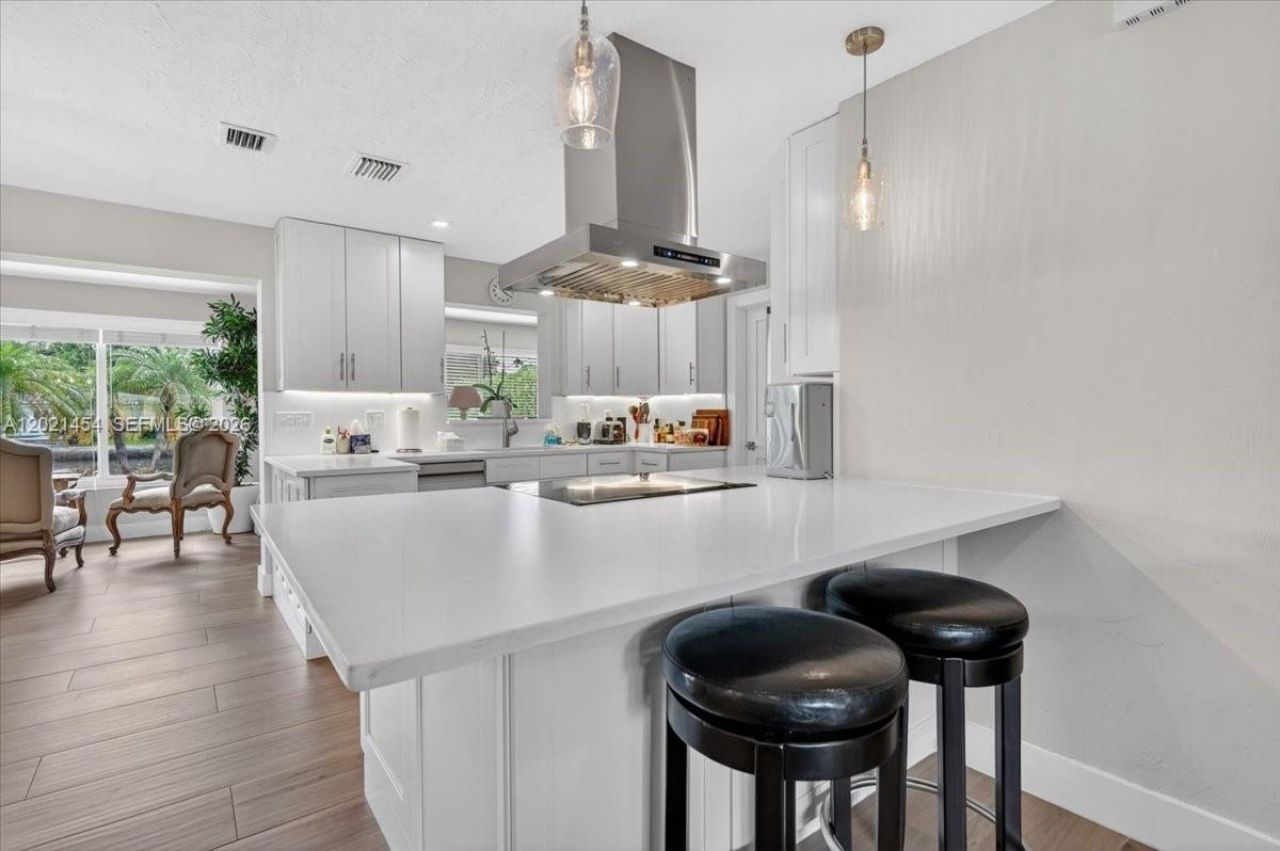 164 NE 30th St, Wilton Manors, FL 33334 Photo