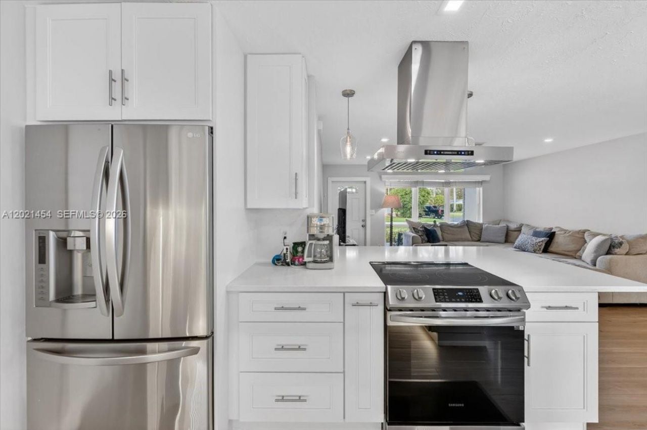 164 NE 30th St, Wilton Manors, FL 33334 Photo