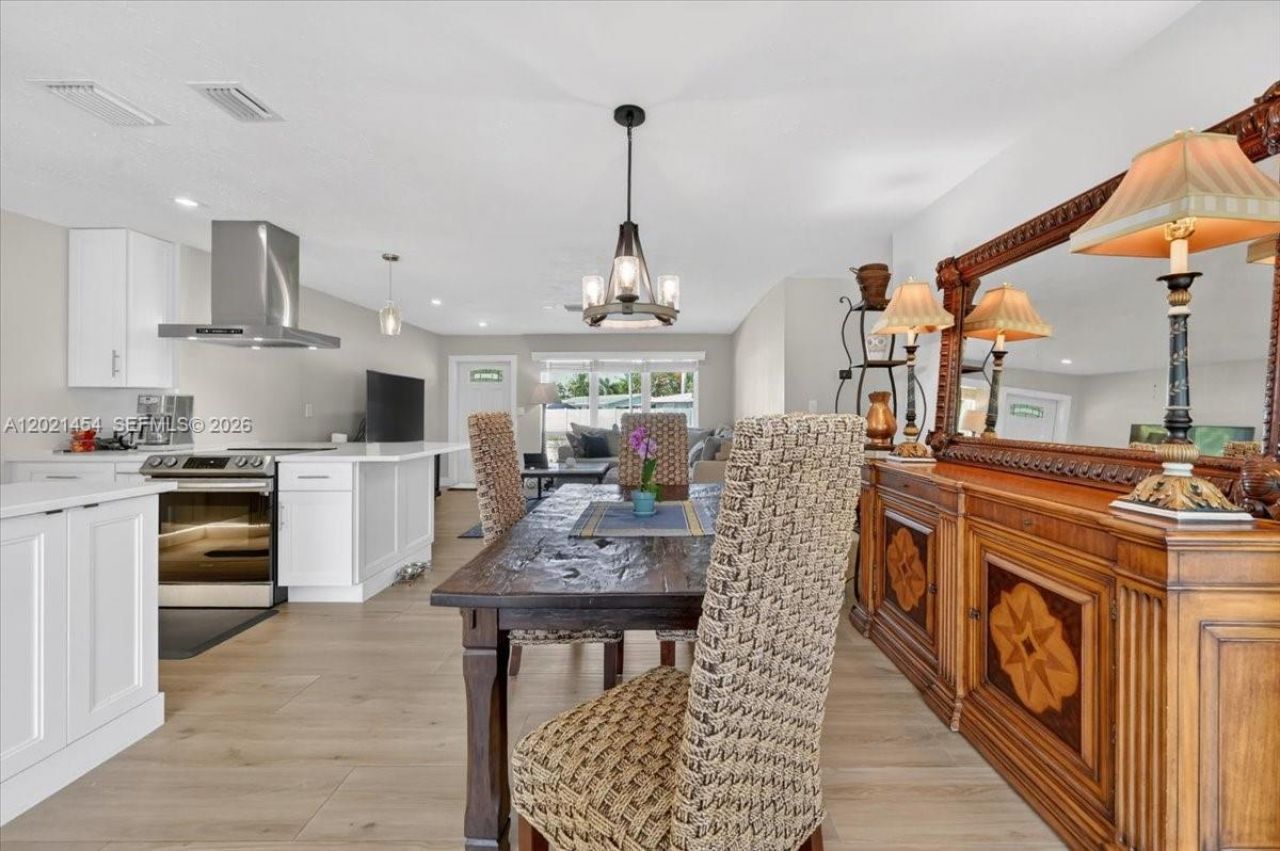 164 NE 30th St, Wilton Manors, FL 33334 Photo