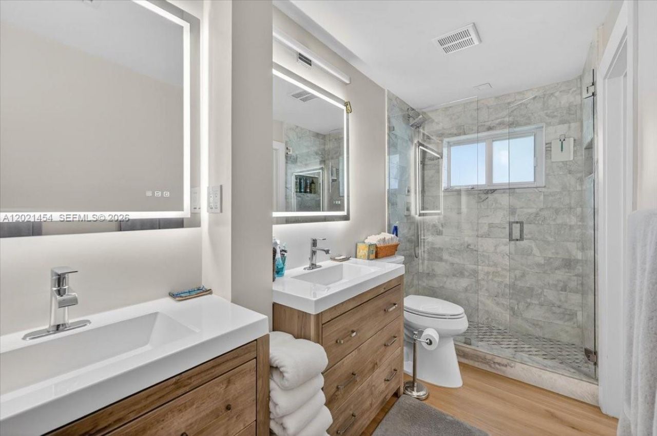 164 NE 30th St, Wilton Manors, FL 33334 Photo