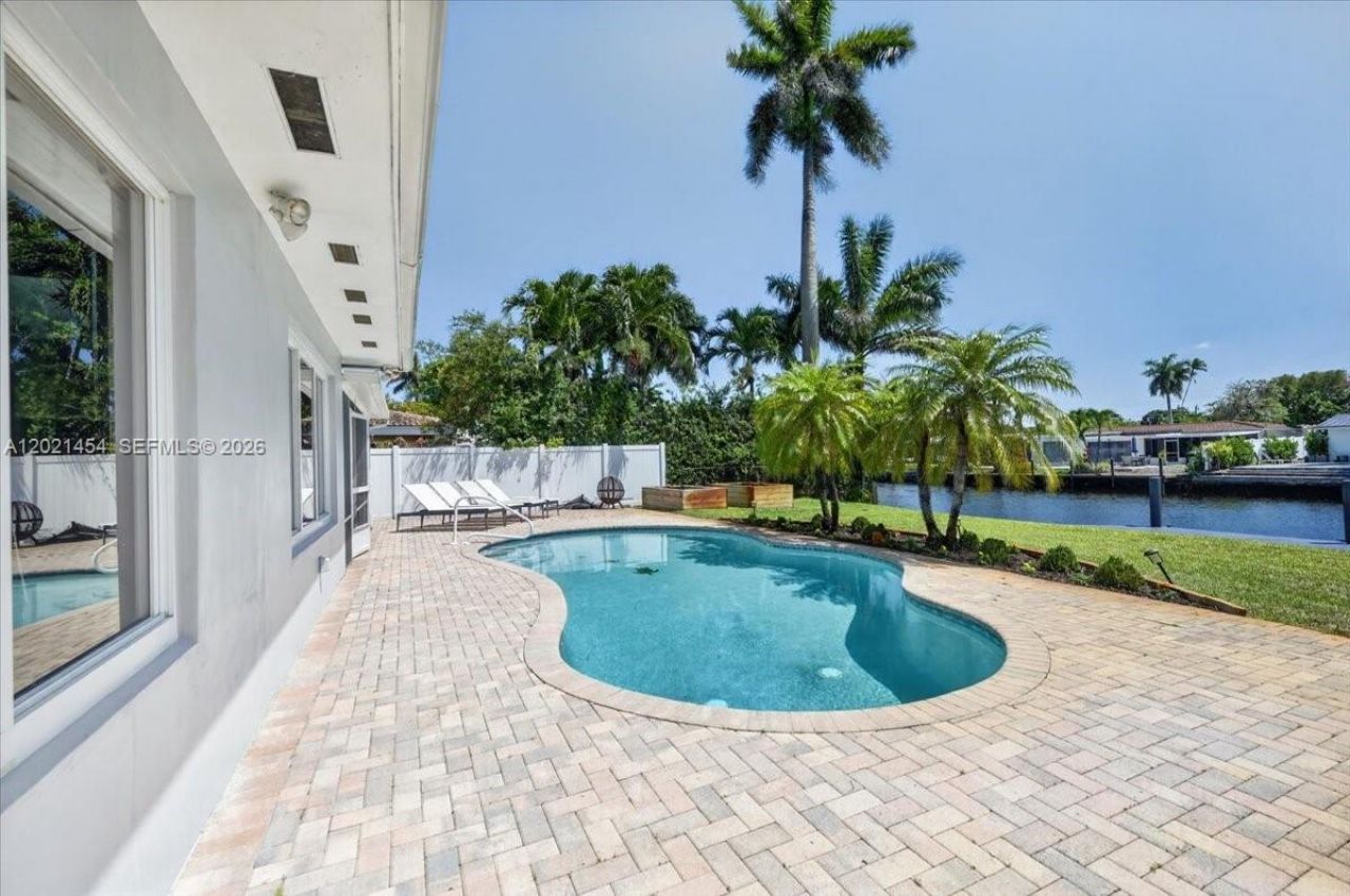 164 NE 30th St, Wilton Manors, FL 33334 Photo