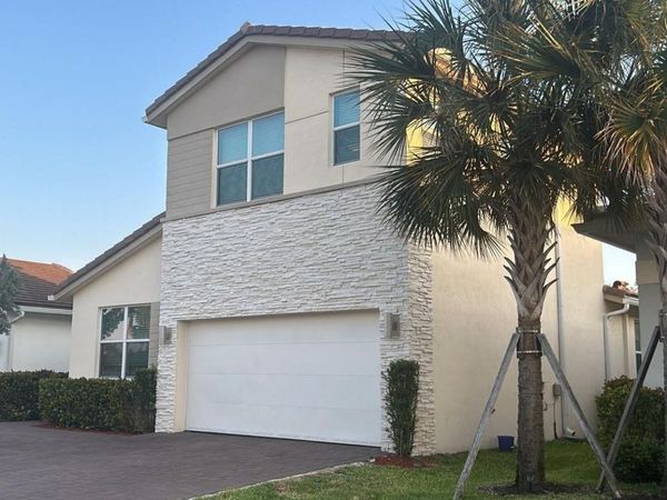 4161 Marina Way, Lighthouse Point, FL 33064
