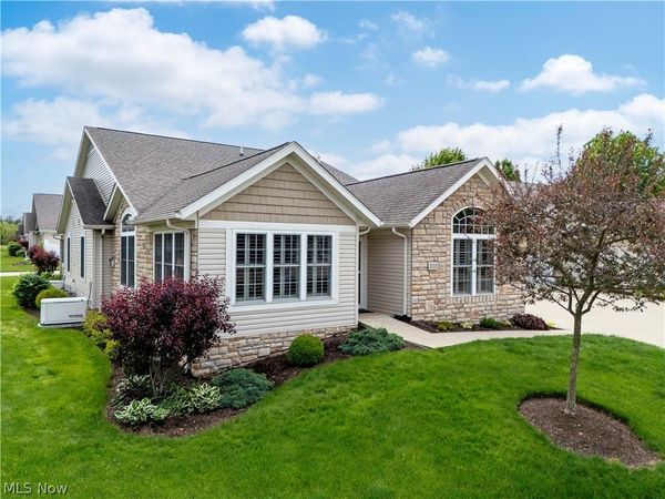 233 Woodbury Circle, Dalton, OH 44618