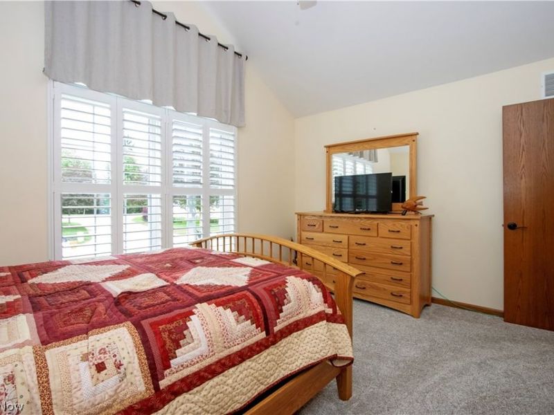 233 Woodbury Circle, Dalton, OH 44618 Photo 12