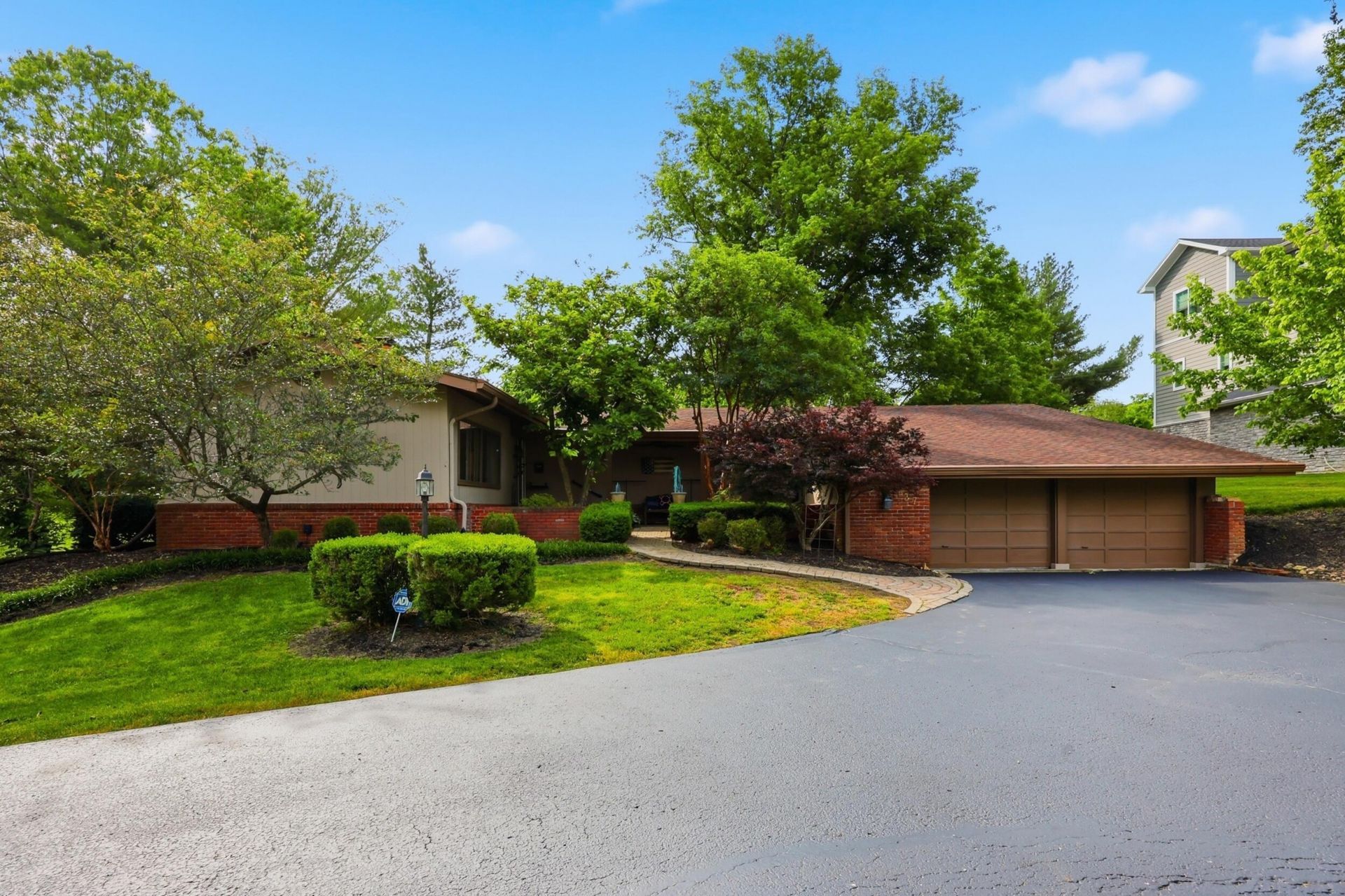 137 Randolph Road, Frankfort, KY 40601 Main Photo