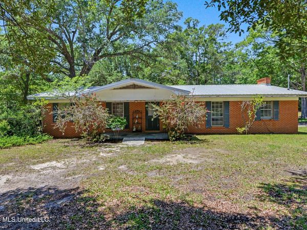 208 I J Williams Road, Lucedale, MS 39452