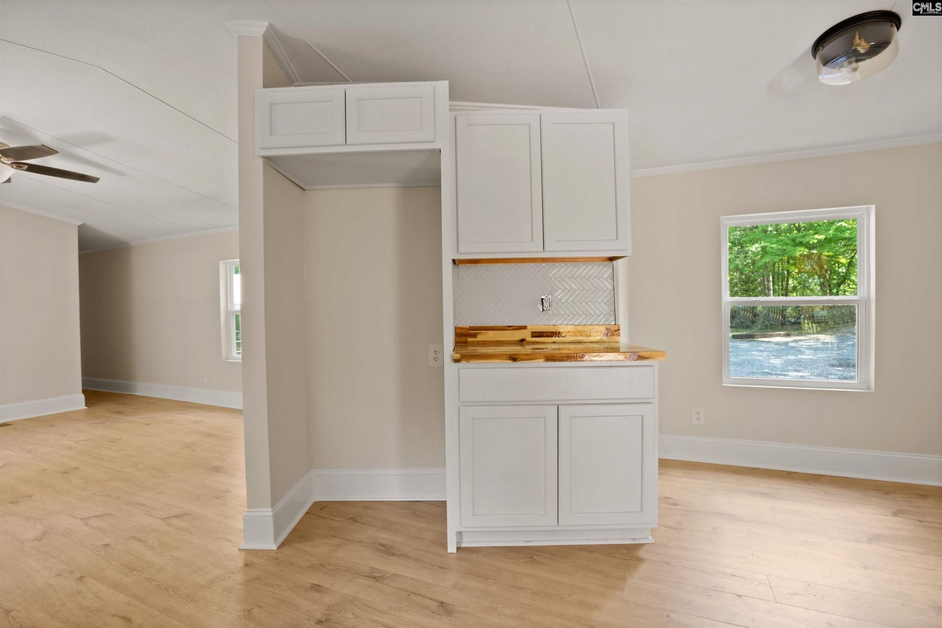 400 Disher Drive Photo 11