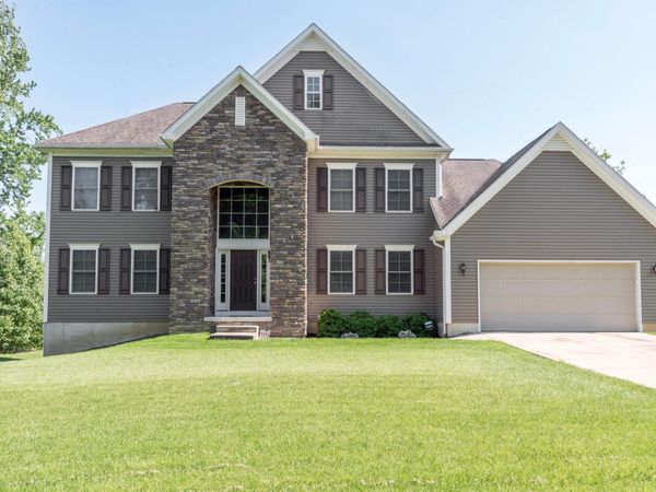 6431 W Mohican Drive, Powell, OH 43065