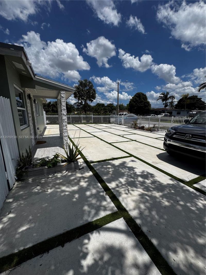 3251 NW 177th Ter , Miami Gardens, FL 33056 Photo
