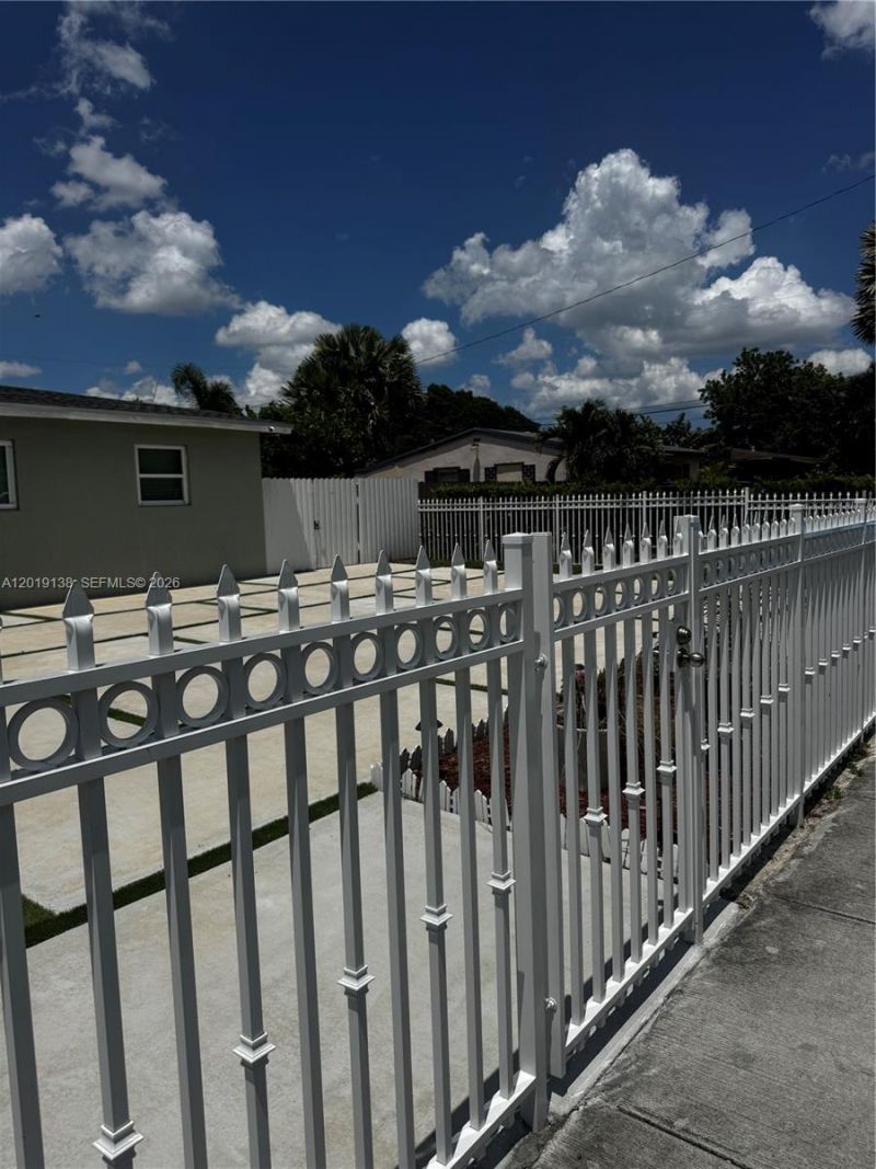 3251 NW 177th Ter , Miami Gardens, FL 33056 Photo