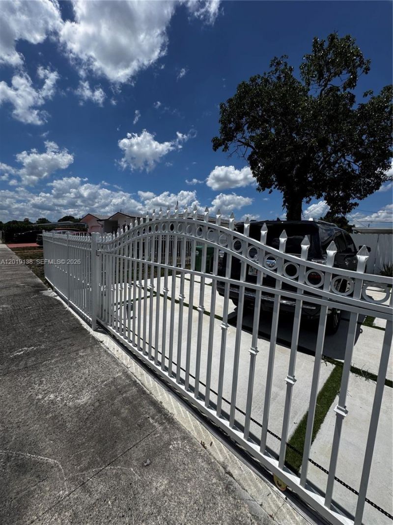 3251 NW 177th Ter , Miami Gardens, FL 33056 Photo