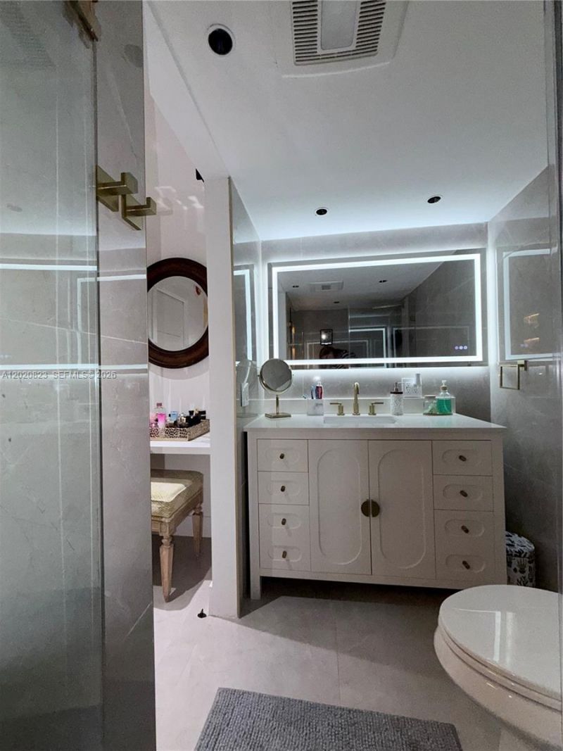 605 Oaks Dr , Unit 307, Pompano Beach, FL 33069 Photo