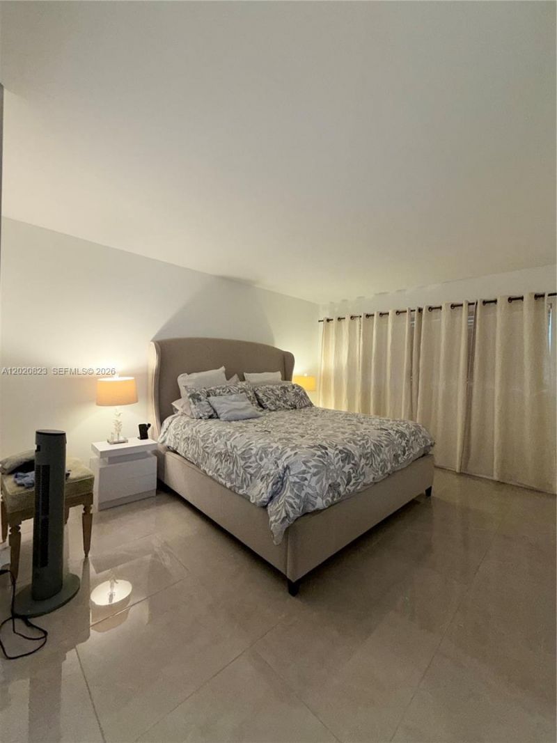 605 Oaks Dr , Unit 307, Pompano Beach, FL 33069 Photo