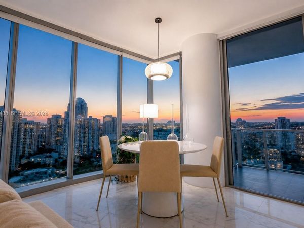 700 NE 26th Ter, Unit 2105, Miami, FL 33137